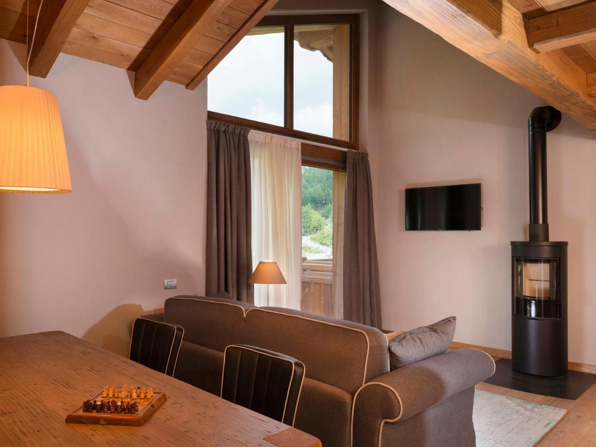 3 Chalets Aparthotel Бройл-Червиня Екстериор снимка